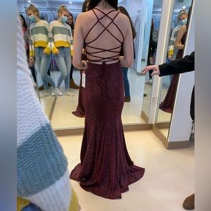 Prom is around the corner and I would love to sale my dress!!